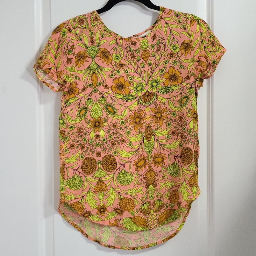 New! H&M Floral Tee